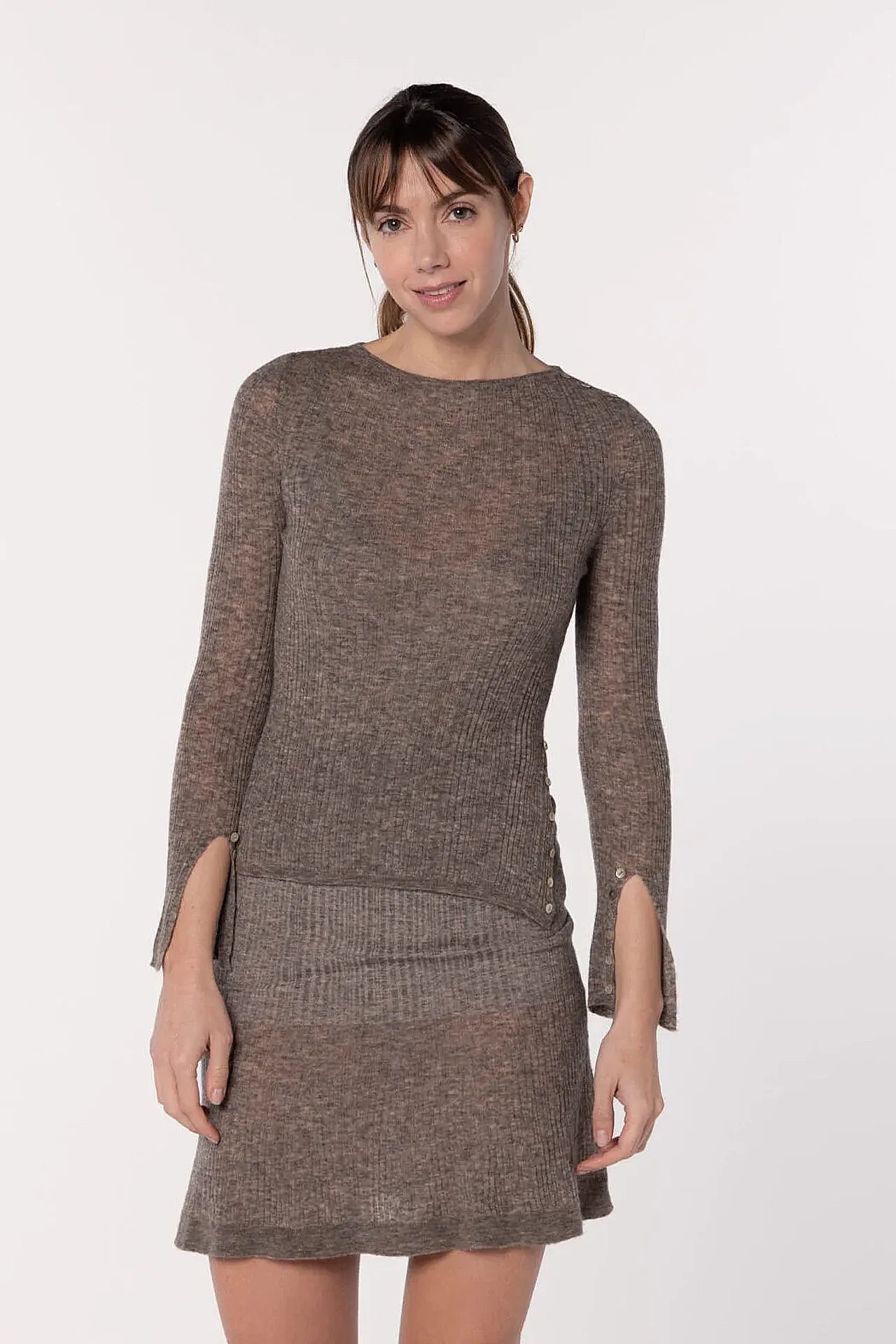 Monique cashmere top brown