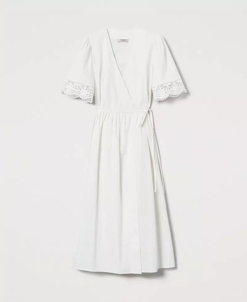 Midi dress in poplin with lace
