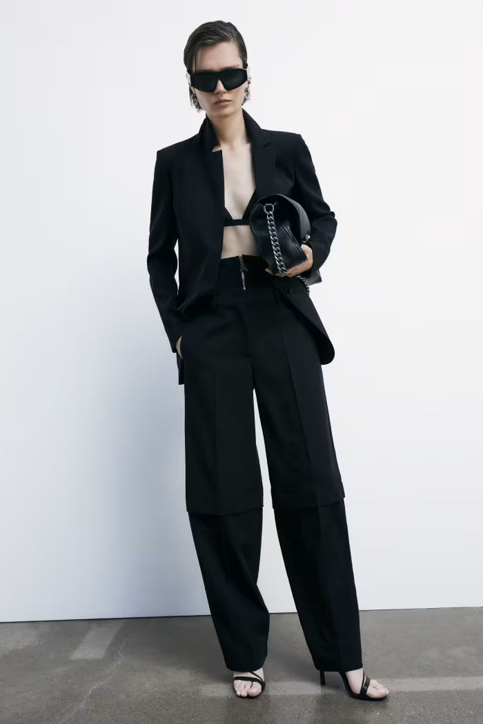 Baggy pants with corset