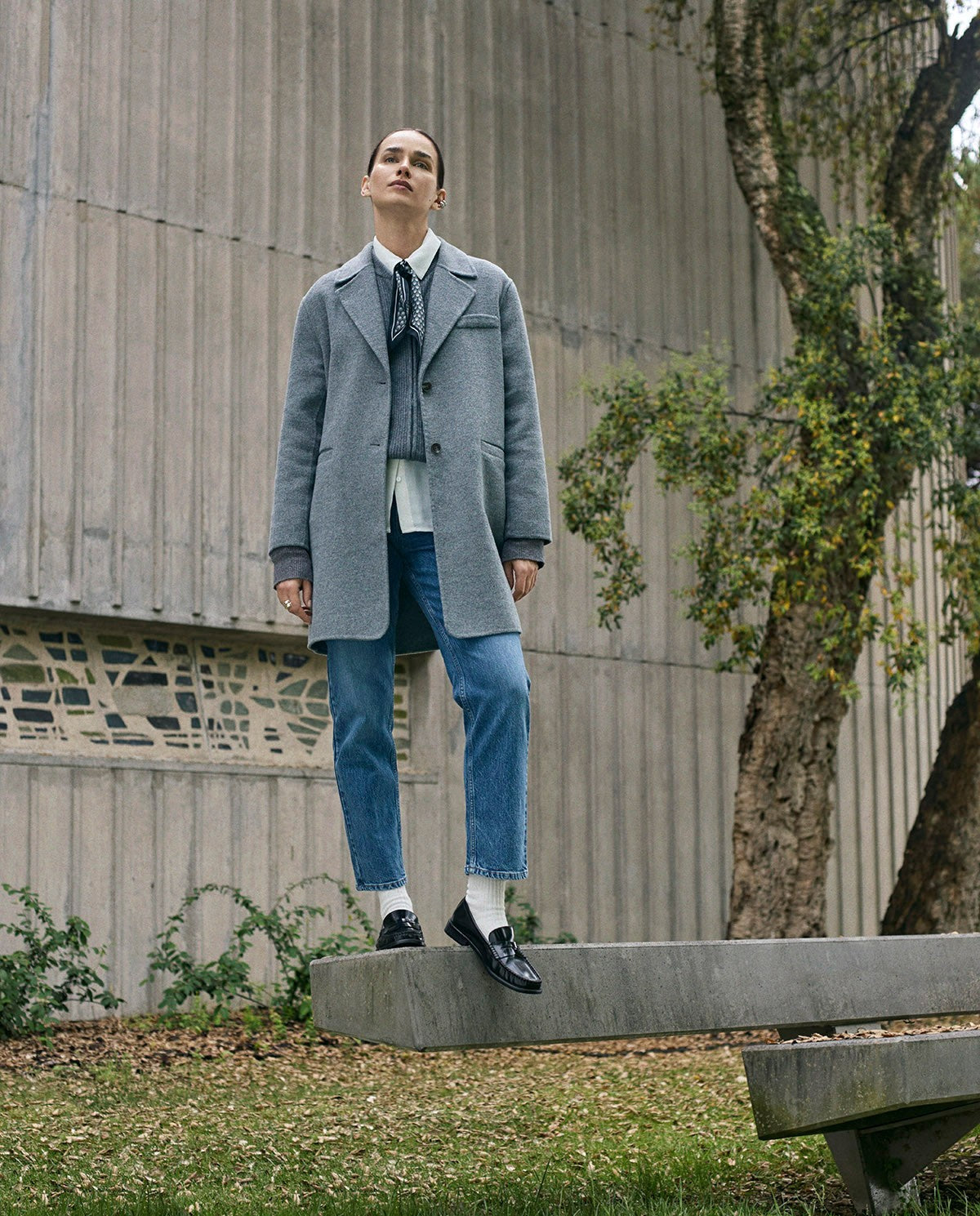 Abrigo de lana midi gris hecho a mano