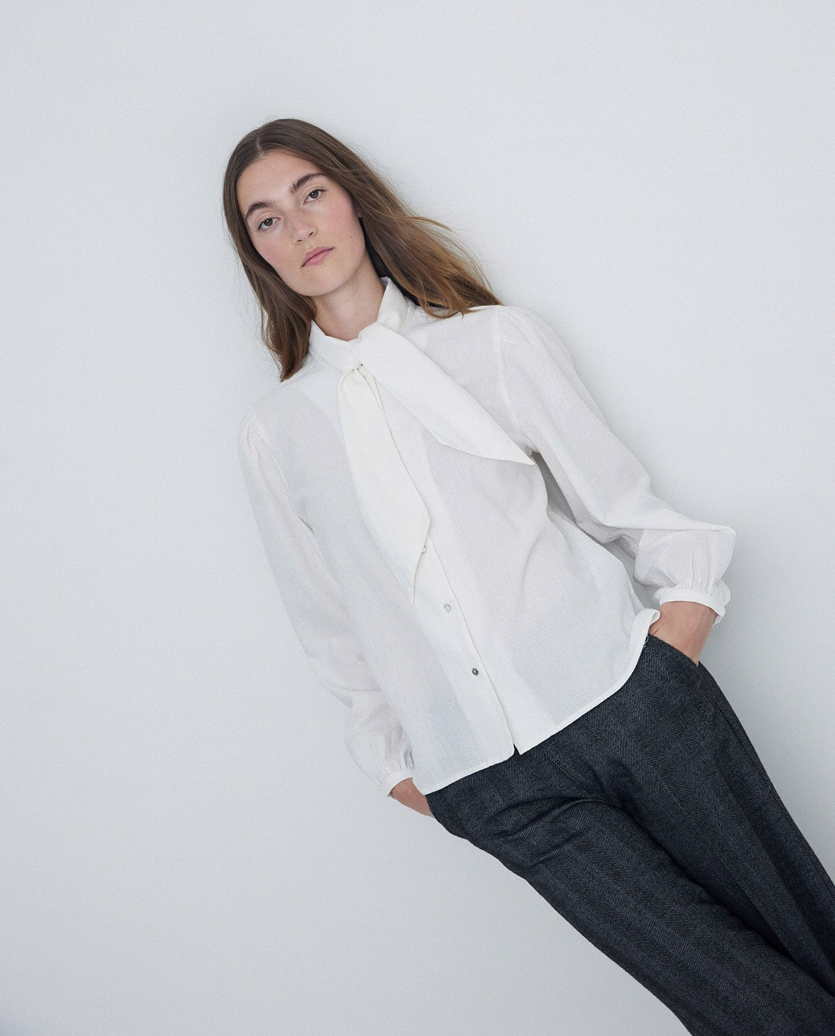 Blusa de lazo blanca