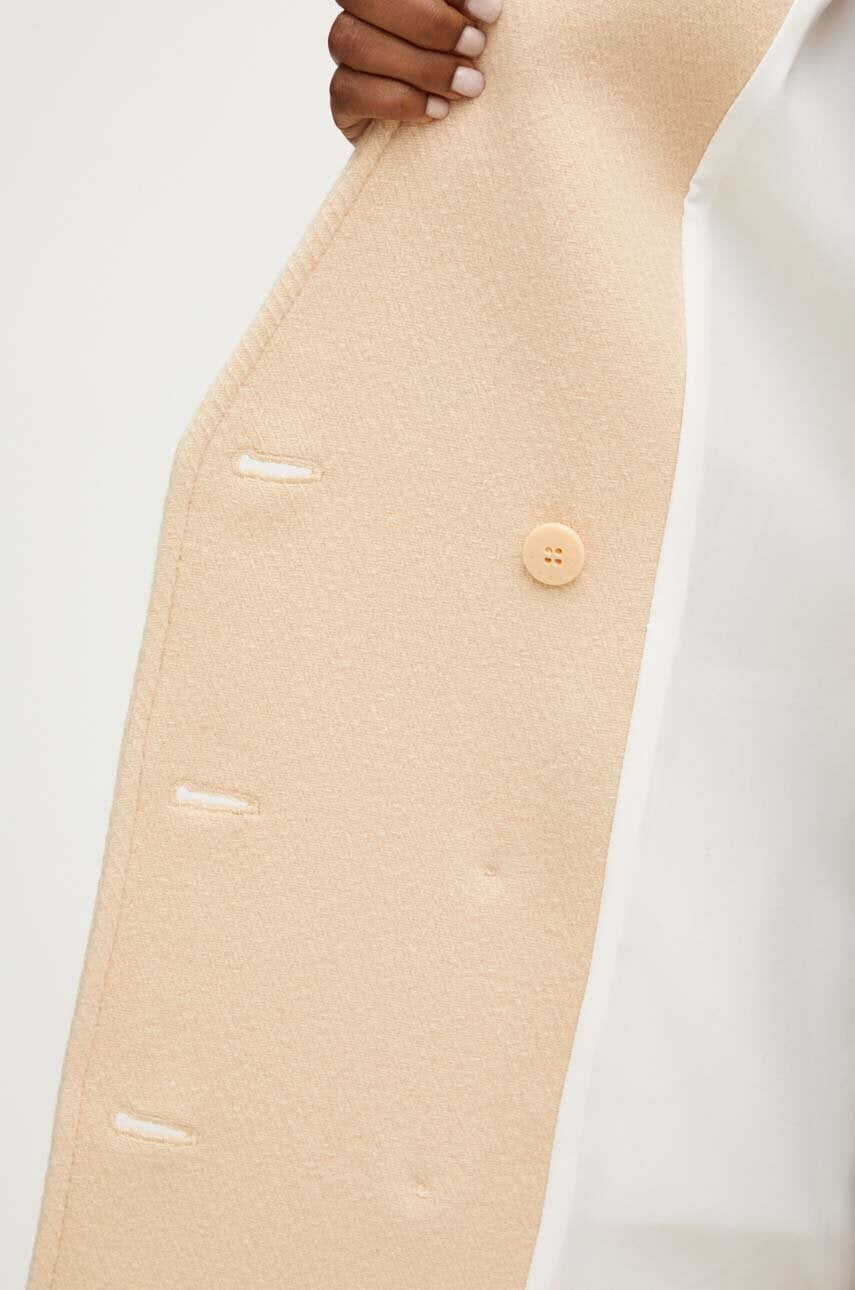 Wool sleeveless coat