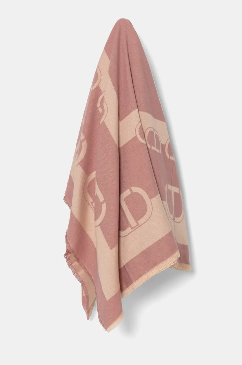 Jacquard kefiah with logo