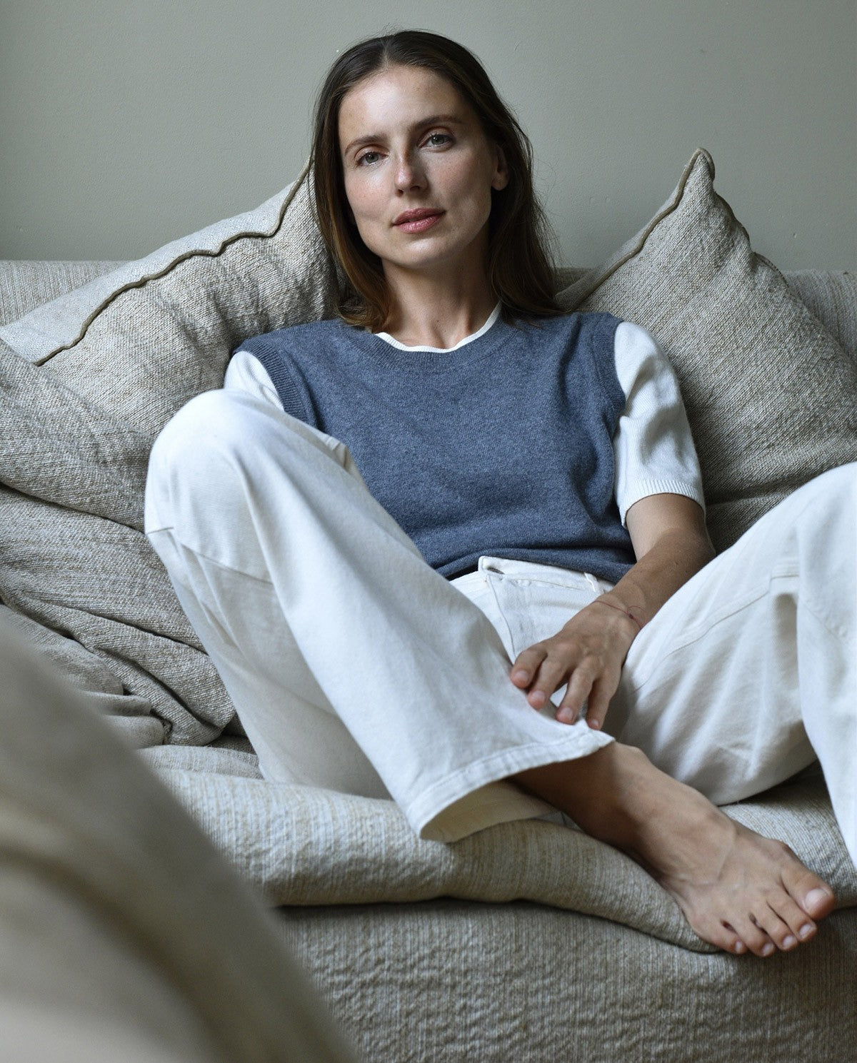 Grey two-tone short-sleeve sweater